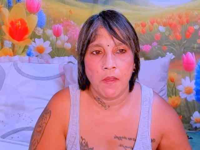 indianroxy indianroxy