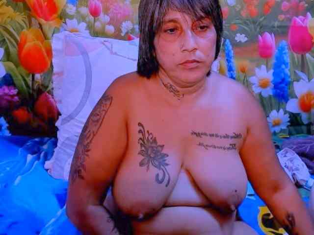 indianroxy indianroxy