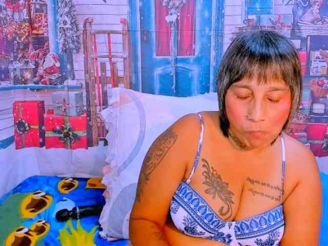 indianroxy indianroxy