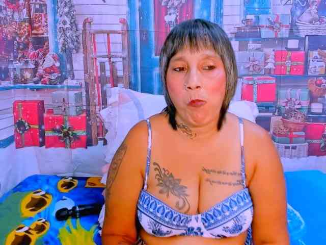 indianroxy indianroxy