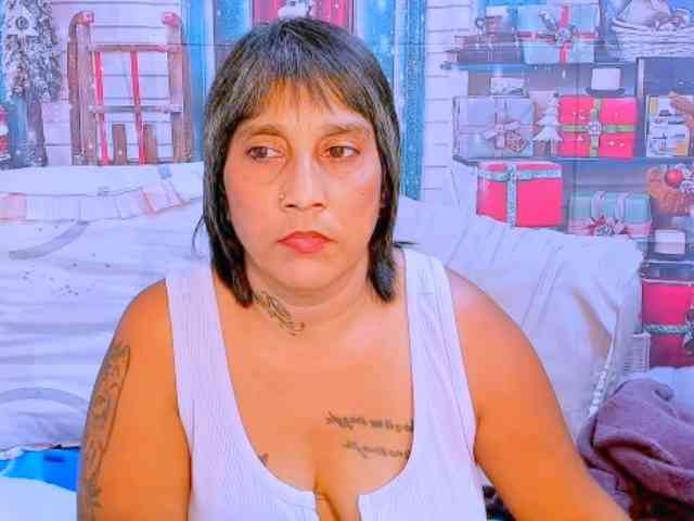 indianroxy indianroxy