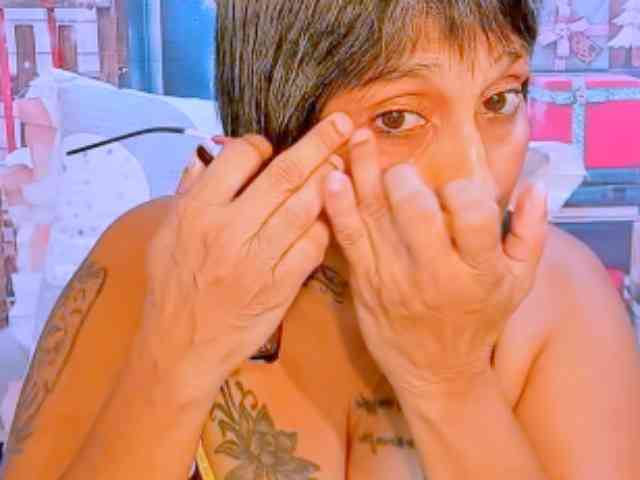 indianroxy indianroxy