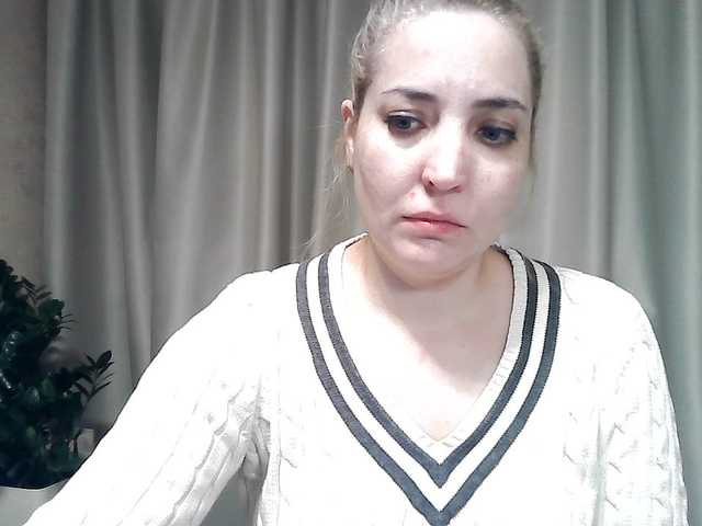 mariska-kiska's BongaCams show and profile