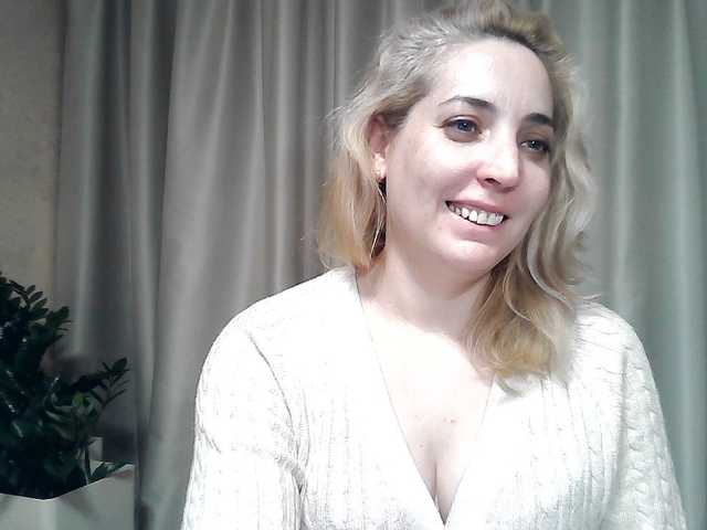 mariska-kiska cam belle