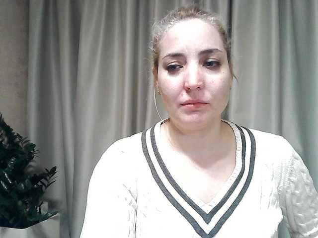 mariska-kiska's BongaCams show and profile