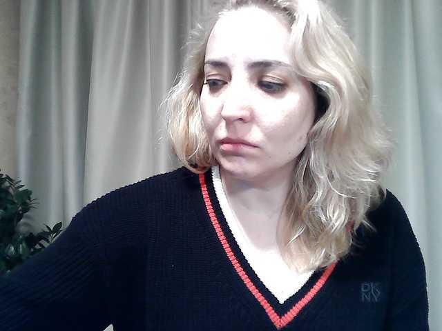 mariska-kiska's BongaCams show and profile