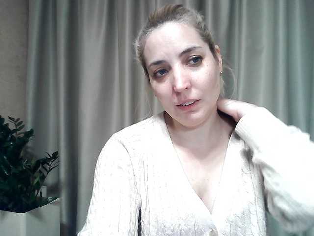 mariska-kiska's BongaCams show and profile