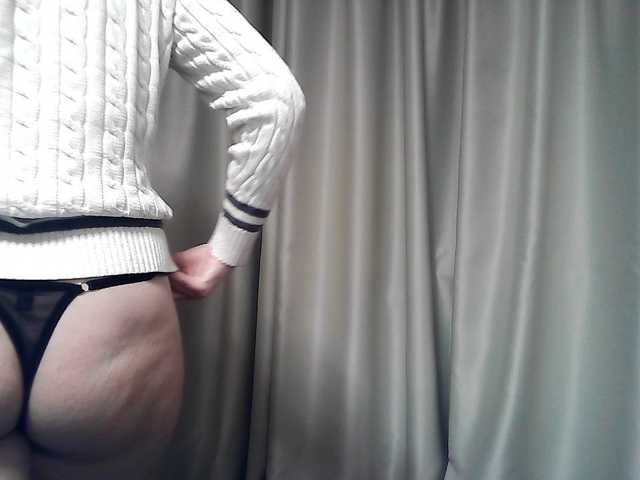 mariska-kiska — look at camera 25, show nipple 20, show breast 40, open pussy 50, open ass 70, undress and show my holes 100 tokens