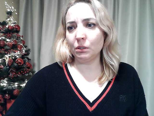 mariska-kiska's BongaCams show and profile