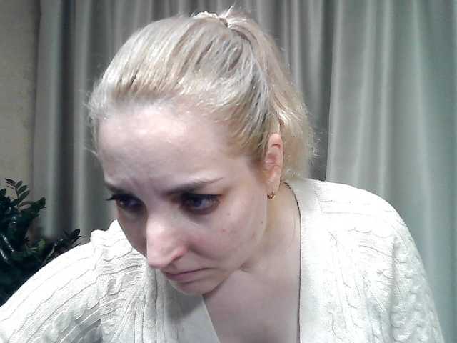 mariska-kiska's BongaCams show and profile