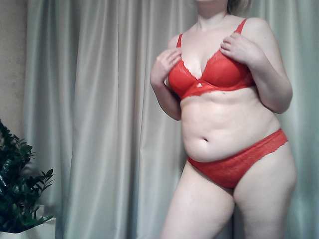 mariska-kiska's BongaCams show and profile