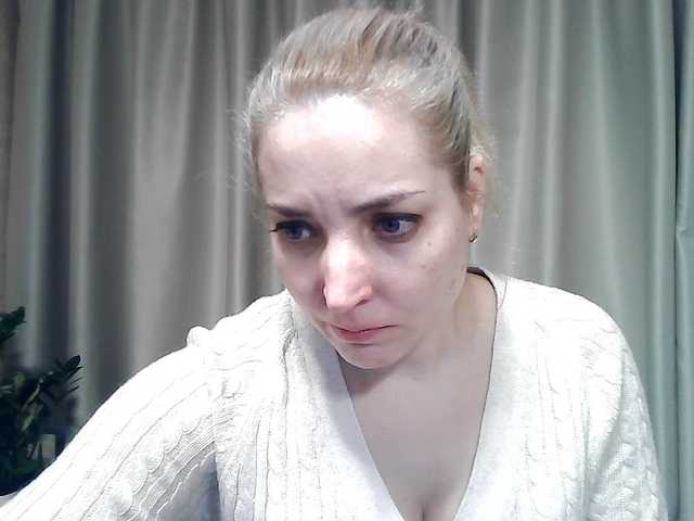 mariska-kiska's BongaCams show and profile