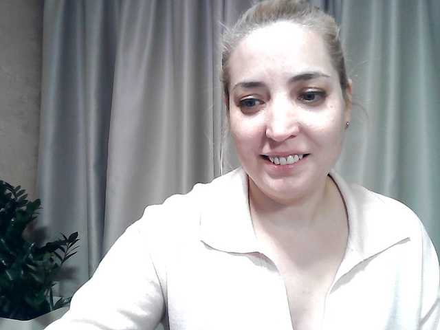 mariska-kiska's BongaCams show and profile