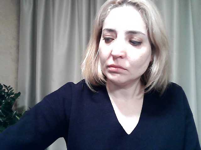 mariska-kiska's BongaCams show and profile