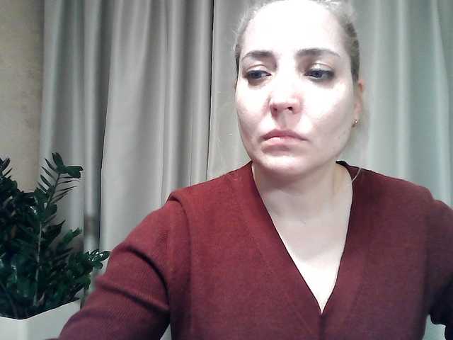 mariska-kiska's BongaCams show and profile