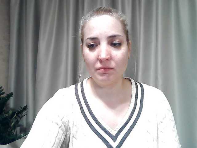 mariska-kiska's BongaCams show and profile