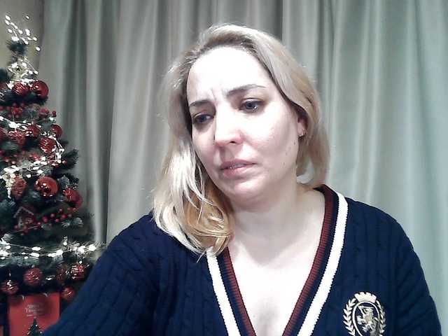 mariska-kiska's BongaCams show and profile