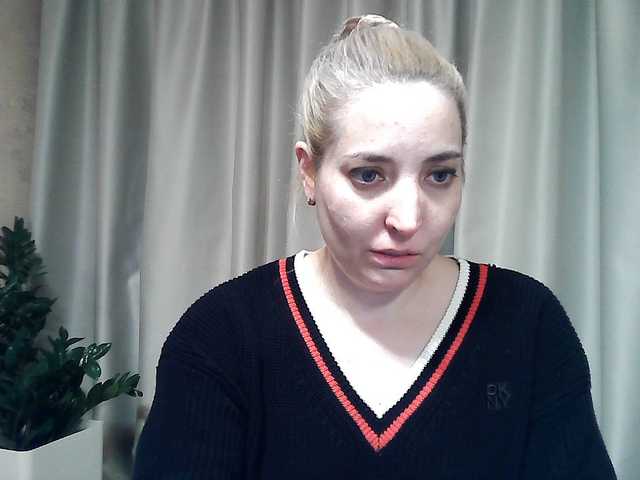 mariska-kiska's BongaCams show and profile