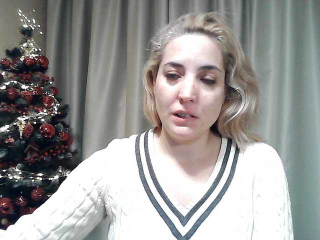 mariska-kiska's BongaCams show and profile