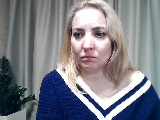 mariska-kiska's BongaCams show and profile