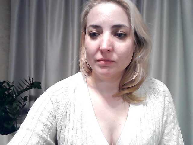mariska-kiska's BongaCams show and profile