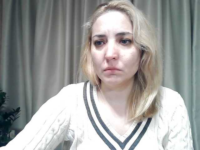 mariska-kiska's BongaCams show and profile