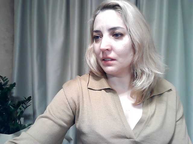 mariska-kiska — look at camera 25, show nipple 20, show breast 40, open pussy 50, open ass 70, undress and show my holes 100 tokens