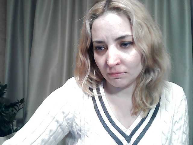 mariska-kiska's BongaCams show and profile