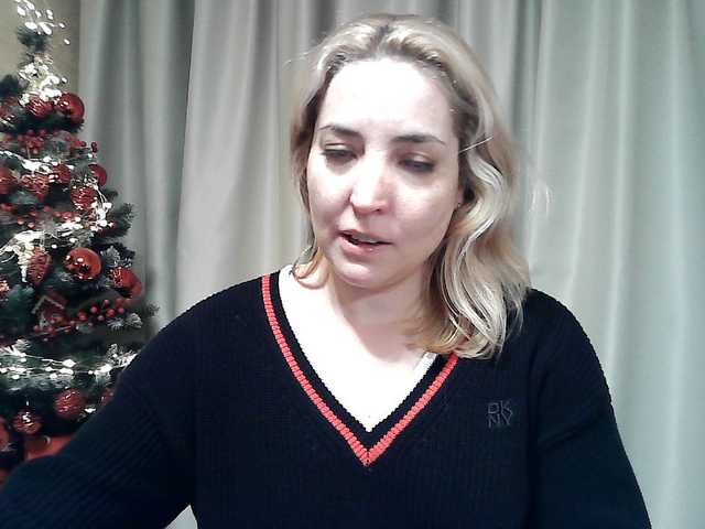 mariska-kiska's BongaCams show and profile