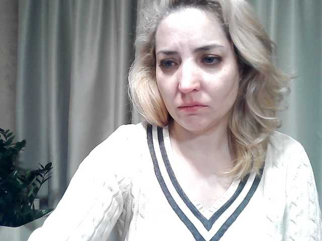 mariska-kiska — look at camera 25, show nipple 20, show breast 40, open pussy 50, open ass 70, undress and show my holes 100 tokens