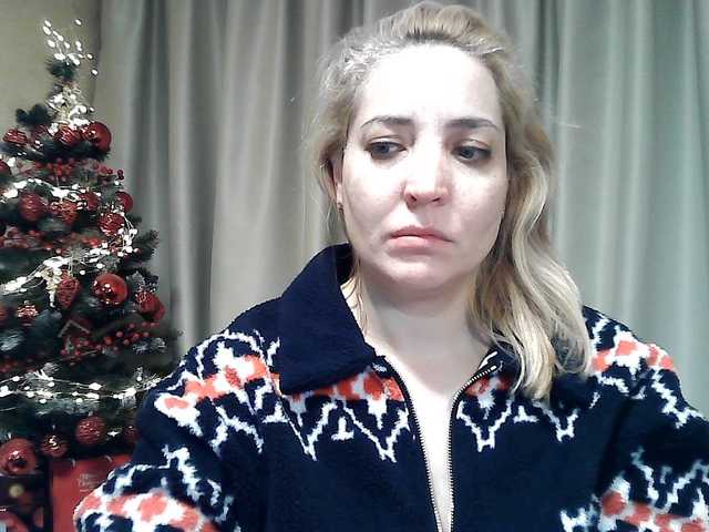 mariska-kiska's BongaCams show and profile