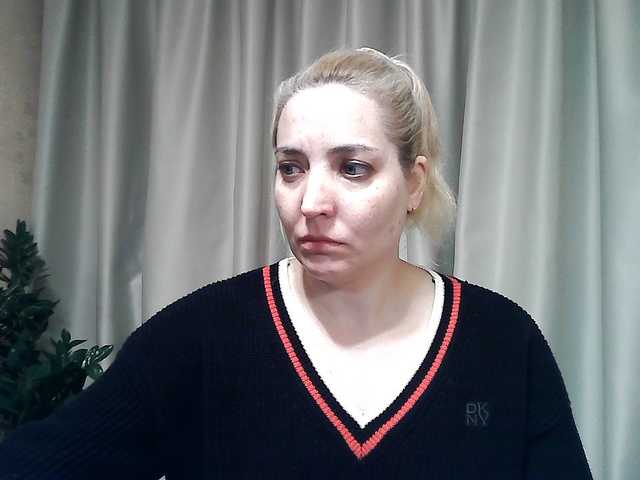 mariska-kiska's BongaCams show and profile