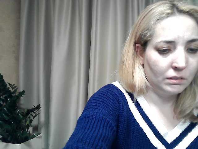 mariska-kiska's BongaCams show and profile