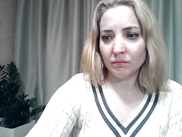 mariska-kiska's BongaCams show and profile