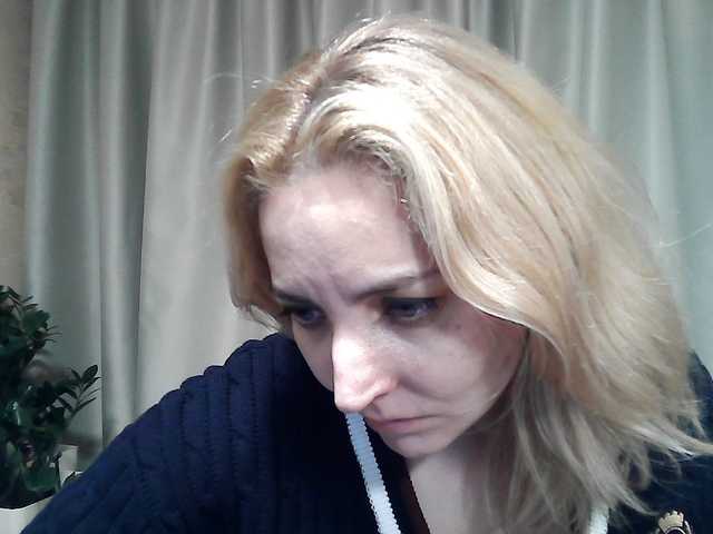 mariska-kiska's BongaCams show and profile