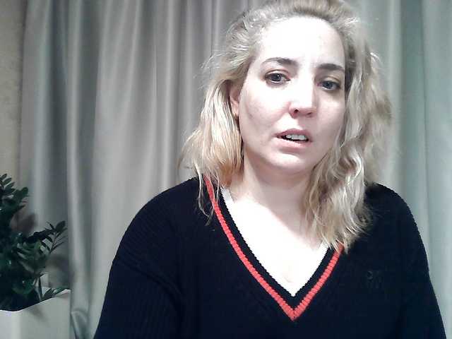 mariska-kiska's BongaCams show and profile