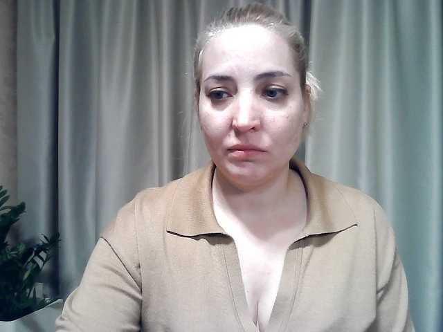 mariska-kiska's BongaCams show and profile