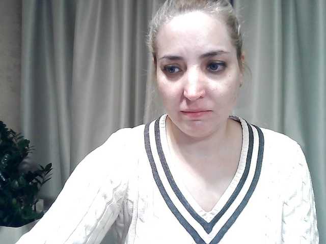 mariska-kiska's BongaCams show and profile