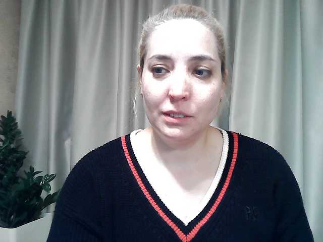 mariska-kiska's BongaCams show and profile