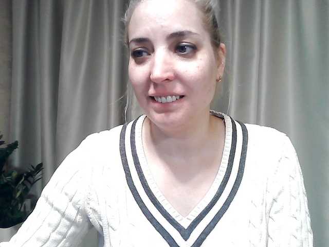 mariska-kiska's BongaCams show and profile