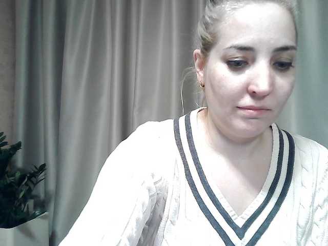 mariska-kiska's BongaCams show and profile