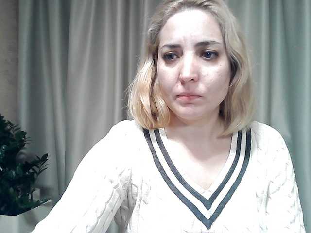 mariska-kiska's BongaCams show and profile