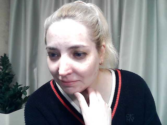 mariska-kiska's BongaCams show and profile