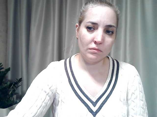 mariska-kiska's BongaCams show and profile