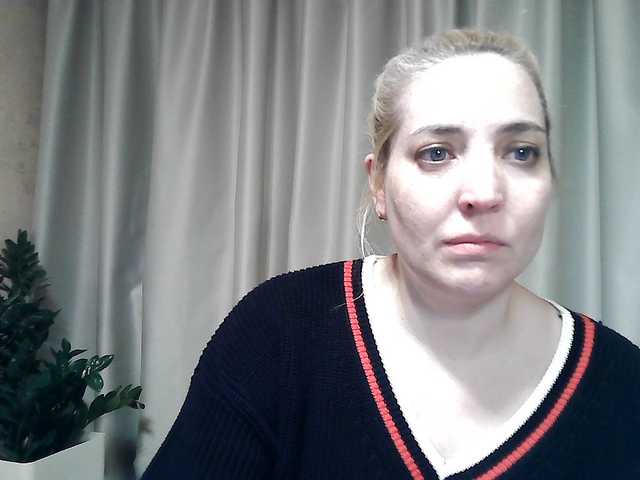 mariska-kiska's BongaCams show and profile