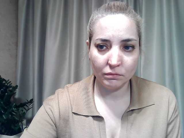 mariska-kiska's BongaCams show and profile