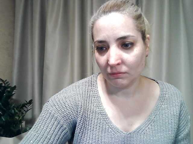 mariska-kiska's BongaCams show and profile