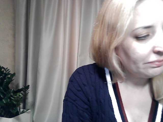 mariska-kiska's BongaCams show and profile