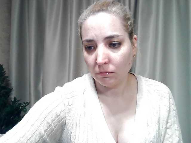 mariska-kiska's BongaCams show and profile