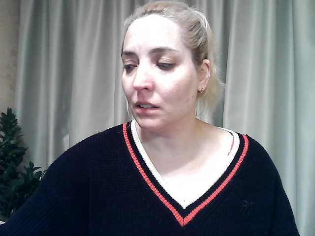 mariska-kiska's BongaCams show and profile